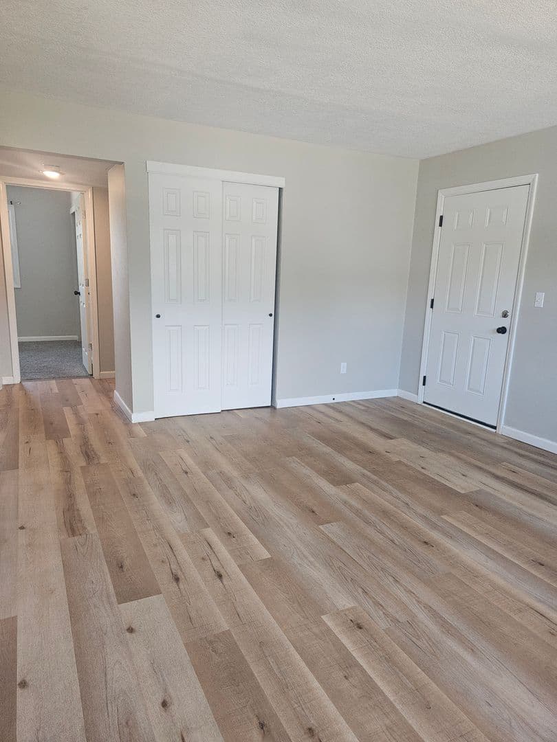 Davenport Apartment: 3424 Heatherton Drive