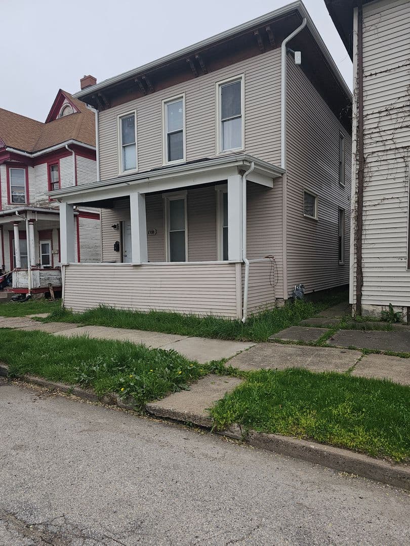 Rock Island House: 1308 4th Ave.