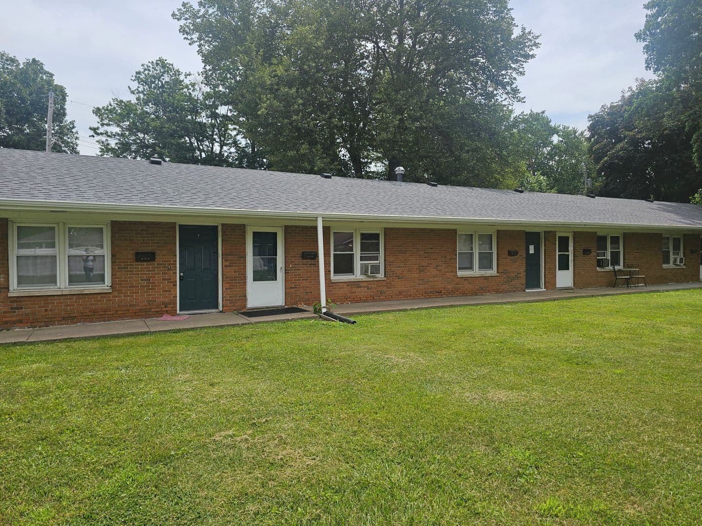 Aledo Apartment: 607 NE 3rd Ave