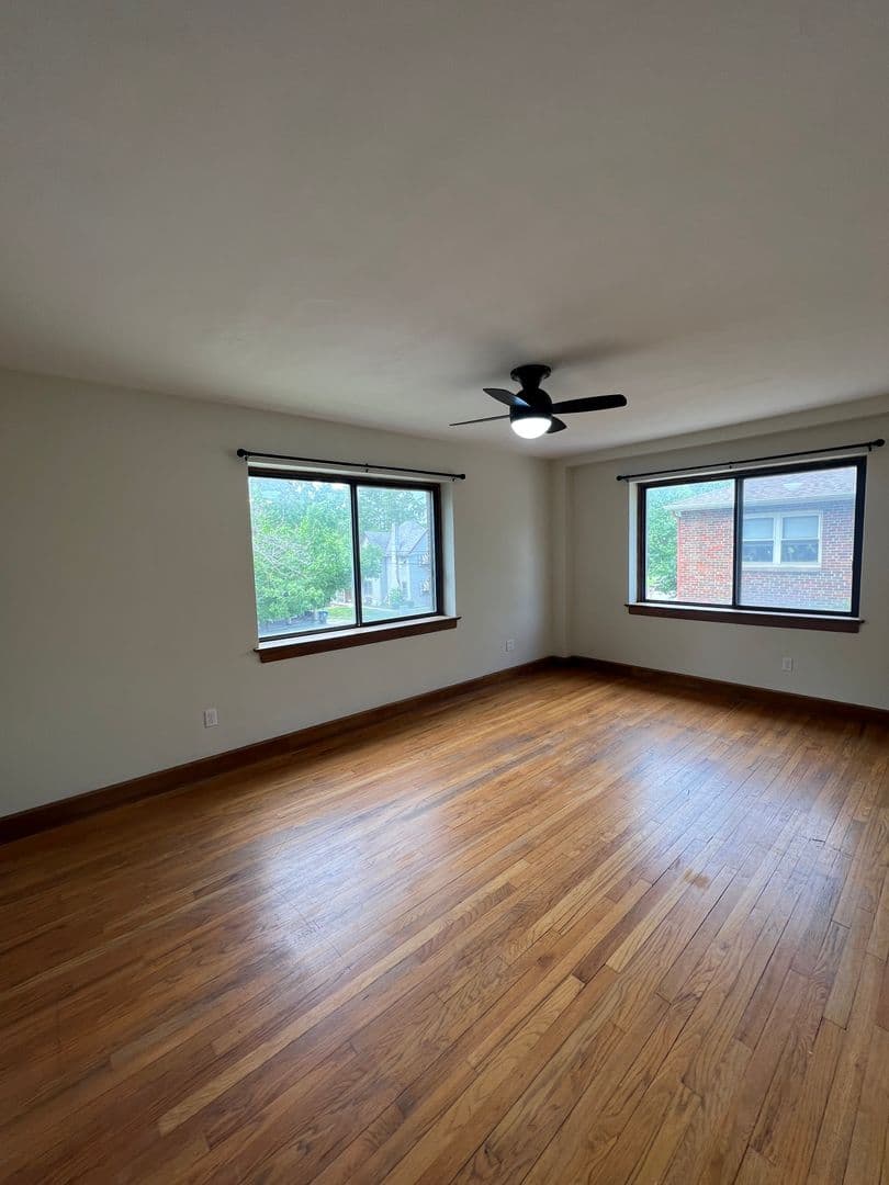 Davenport Apartment: 1011 Bridge Ave. - 1212 E 10th St.