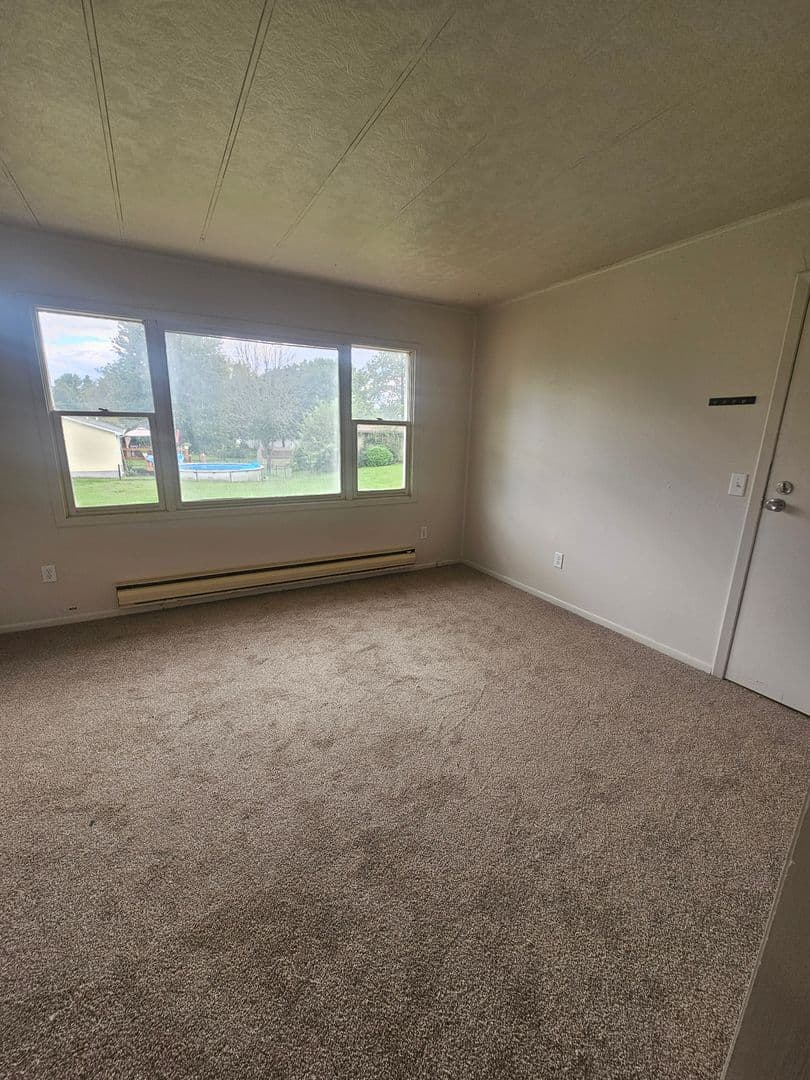 Aledo Apartment: 401-407 SW 8th St.