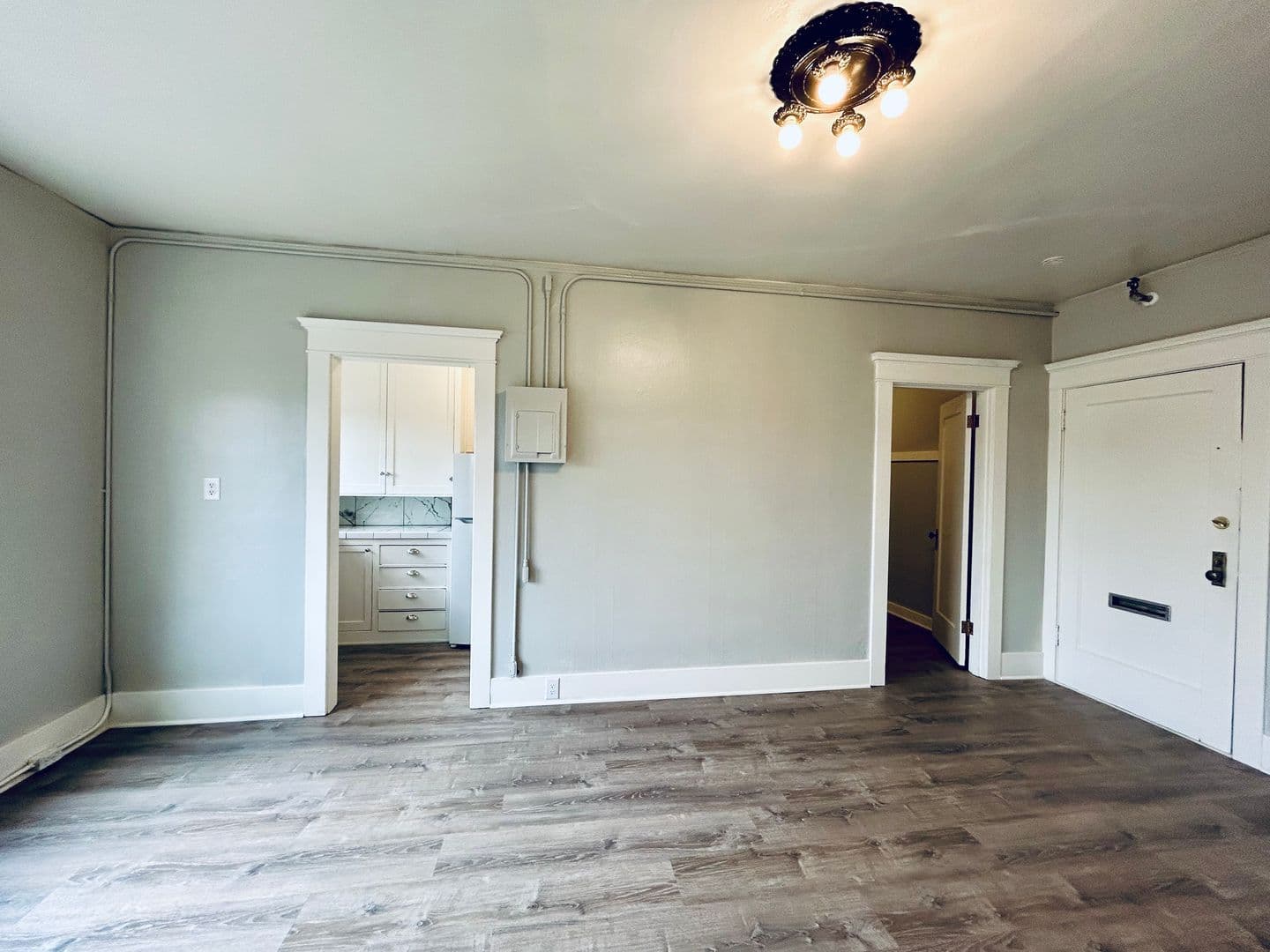 Wenatchee Apartment: 207 Yakima St.