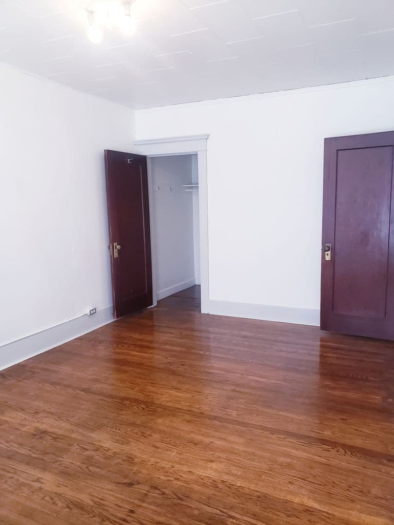Wenatchee Apartment: 207 Yakima St.
