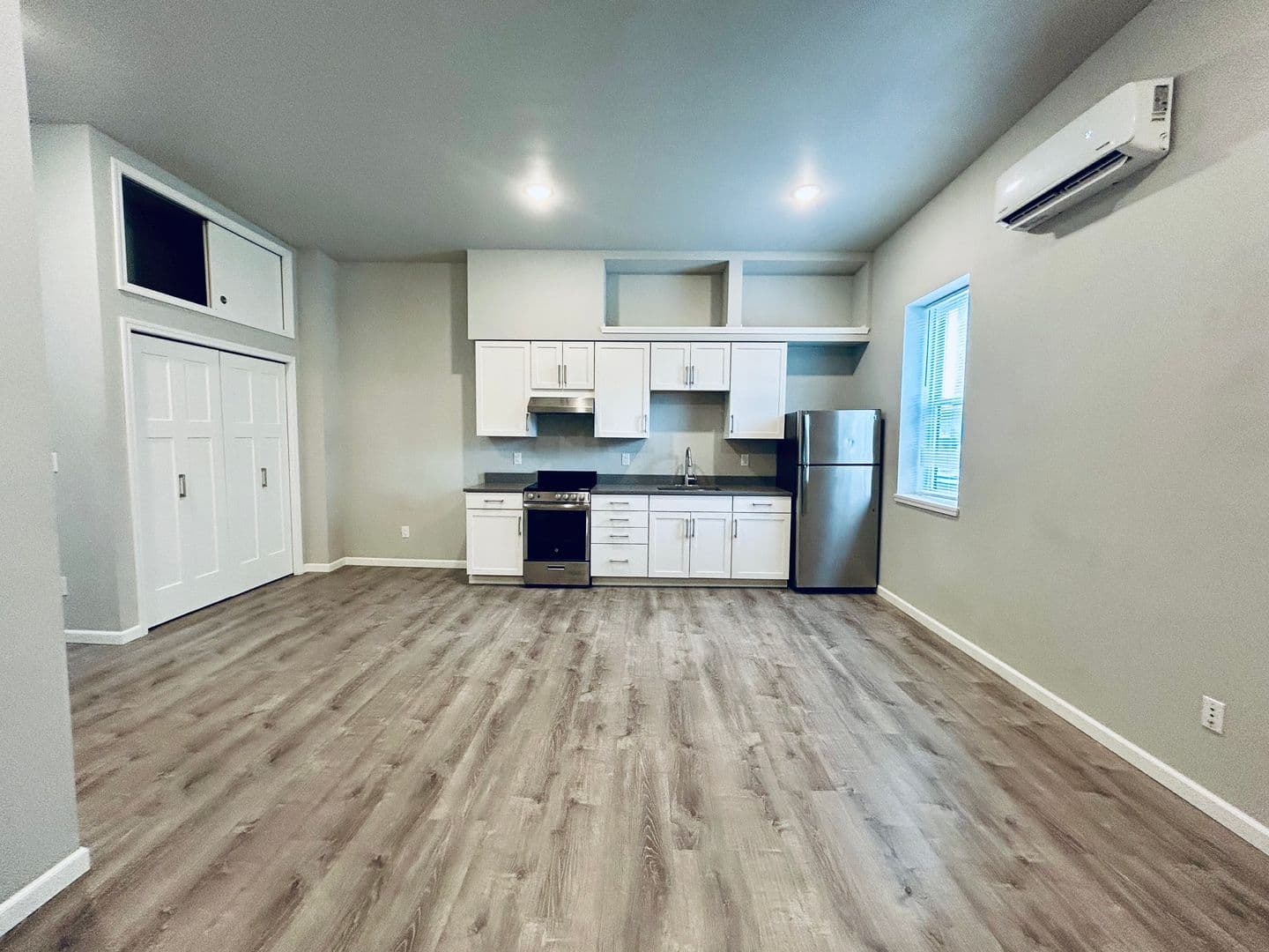 Wenatchee Apartment: 112 N. Wenatchee Ave