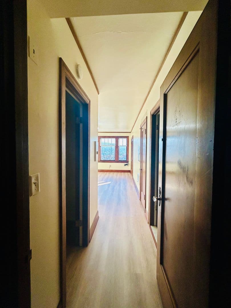 Wenatchee Apartment: 119 Okanogan Ave.