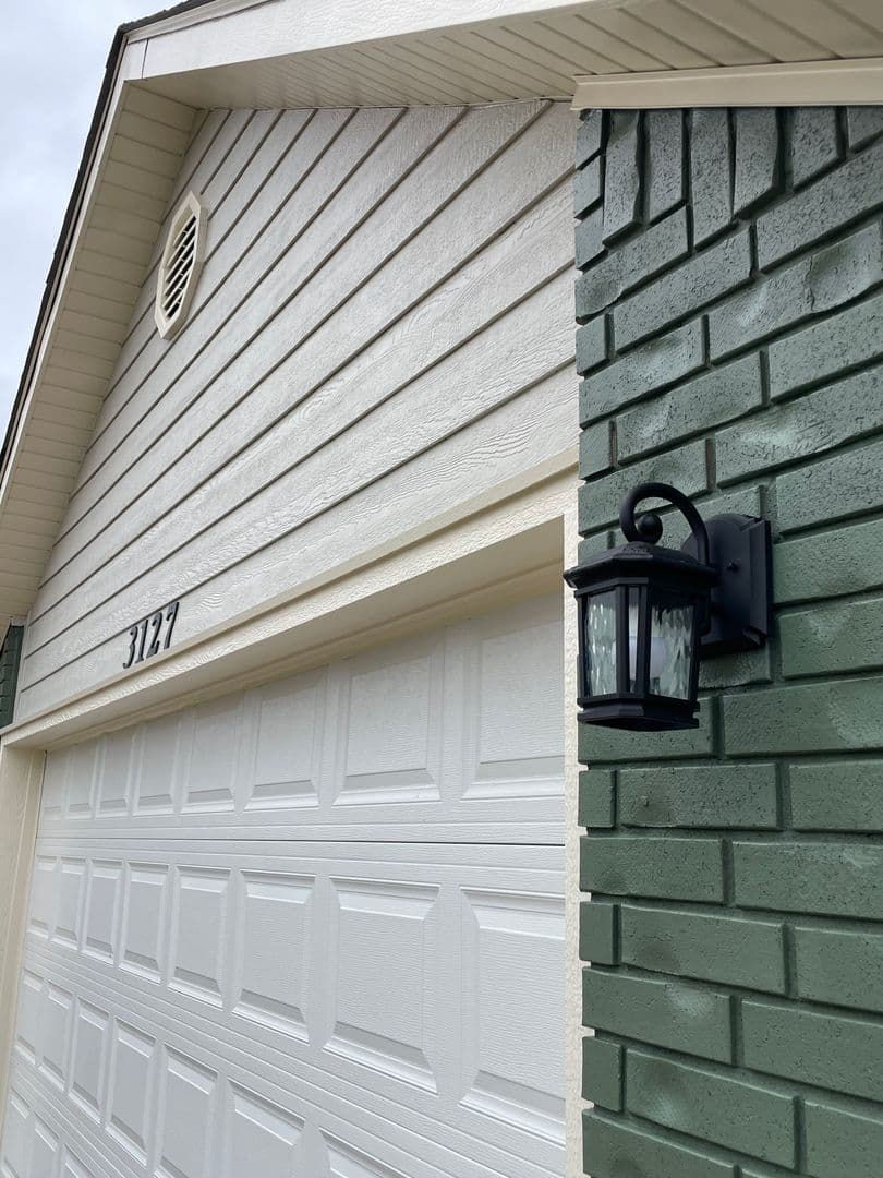 Springdale House: 3127 Riverside