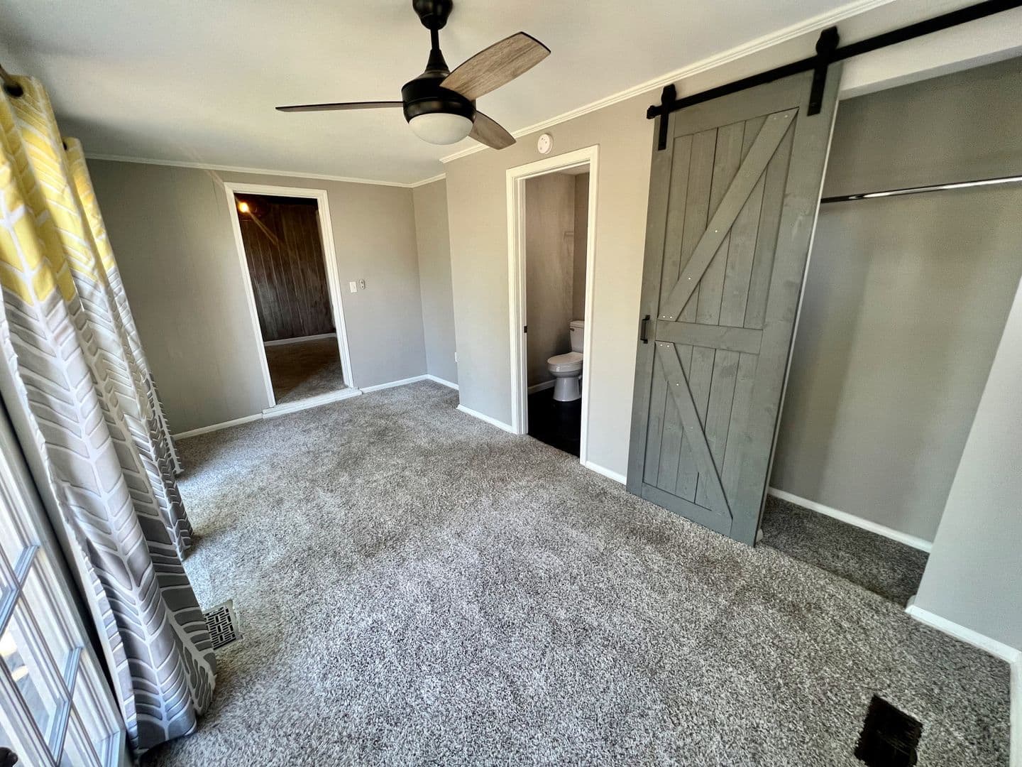 Tulsa House: 1121 S Vandalia Ave