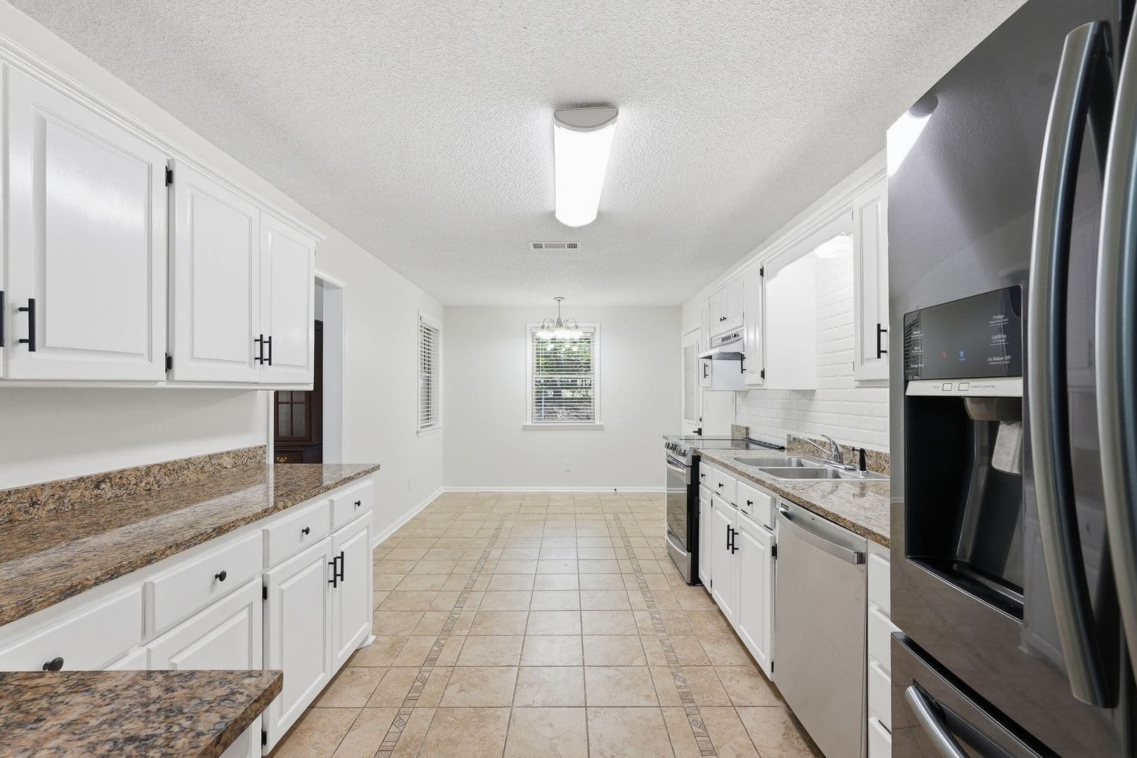 Hot Springs House: 3202 AR Hwy 290