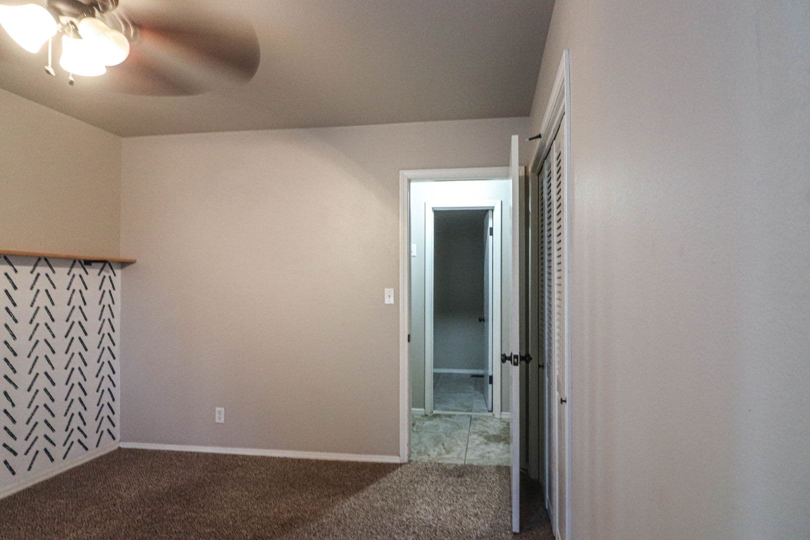 Tulsa House: 5621 S 75th E Pl