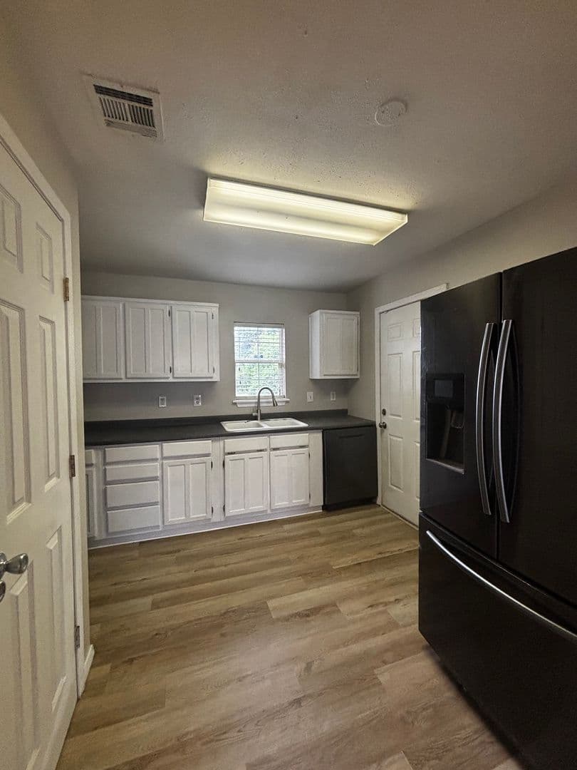 Tulsa House: 5518 E 2nd St