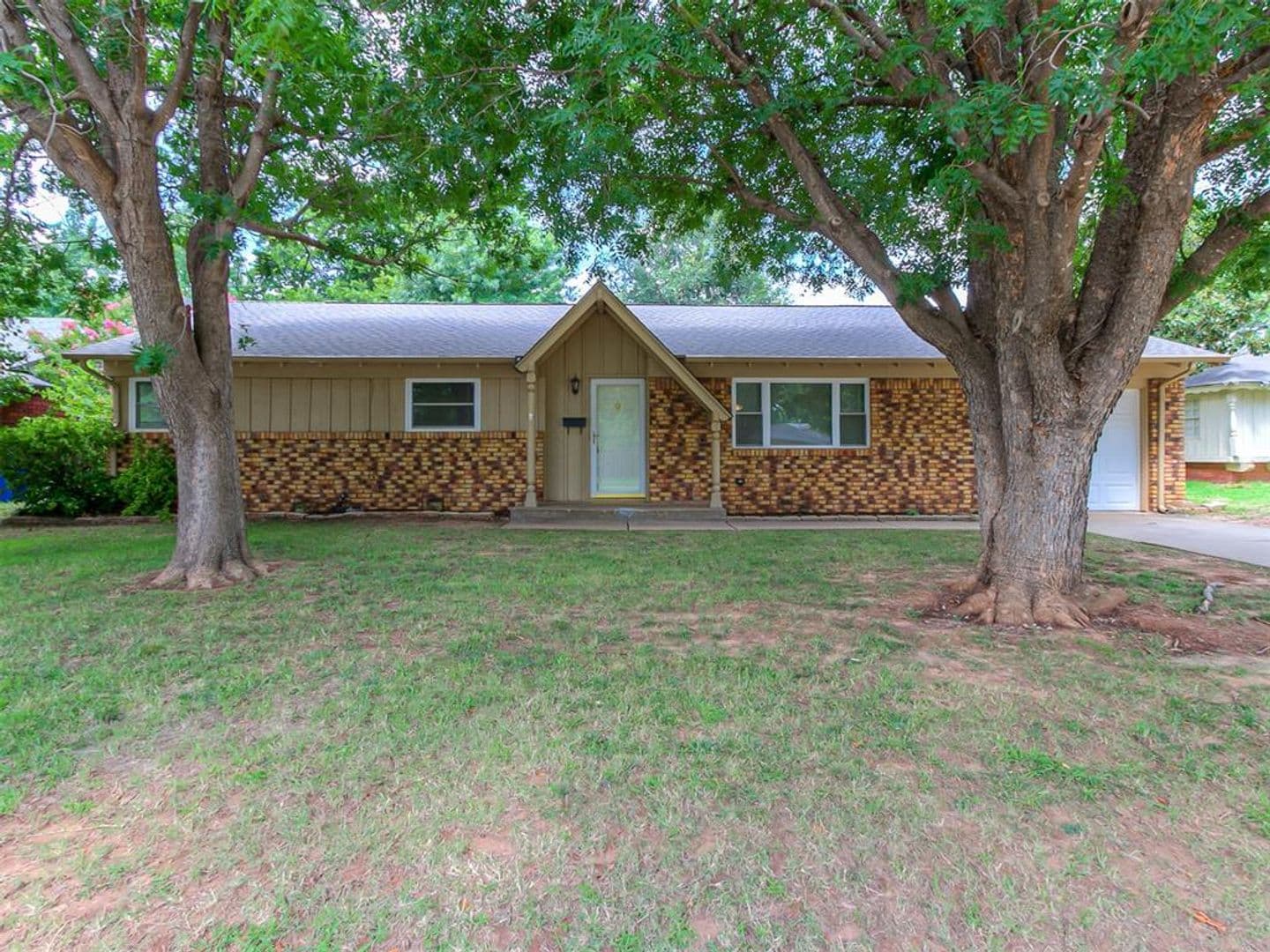Oklahoma City House: 9917 Village Dr.