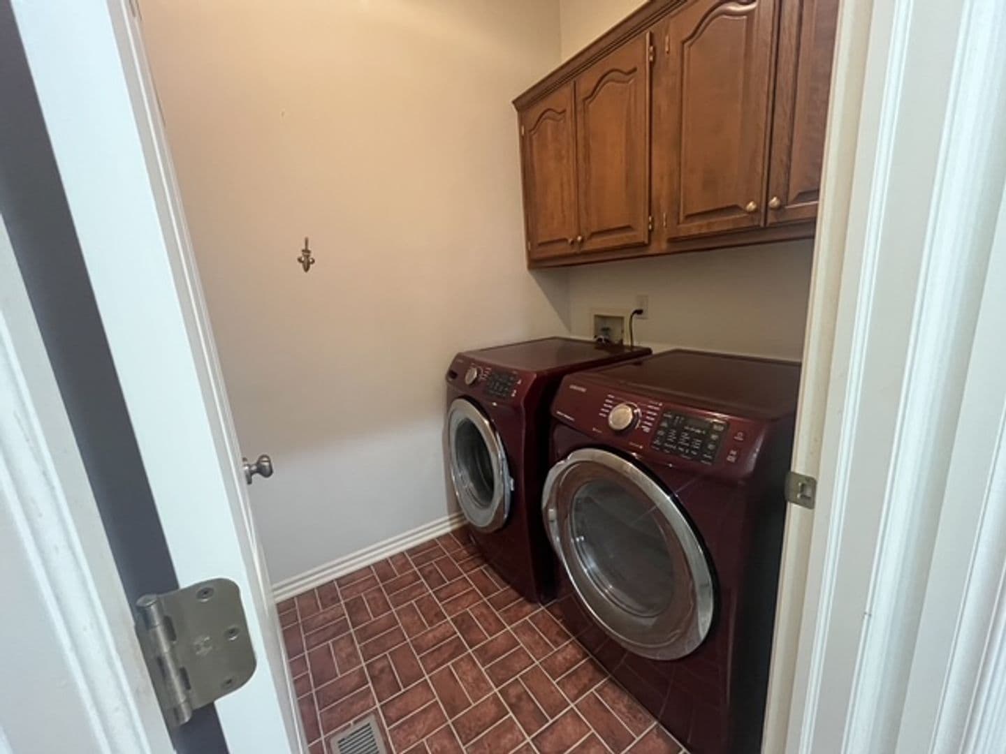 Tulsa House: 9146 S Florence Pl