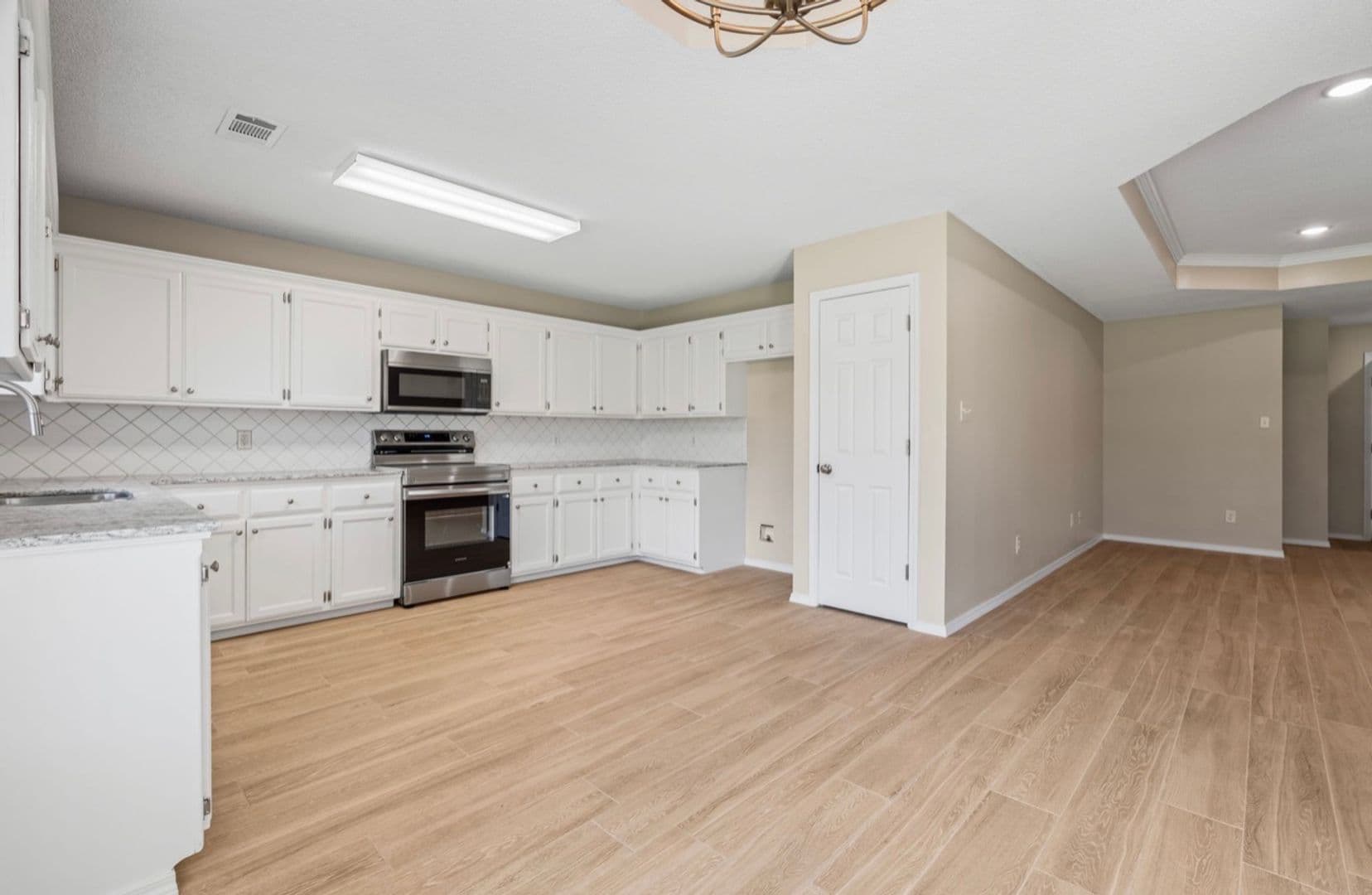 Van Buren House: 2708 Azure Hills Drive