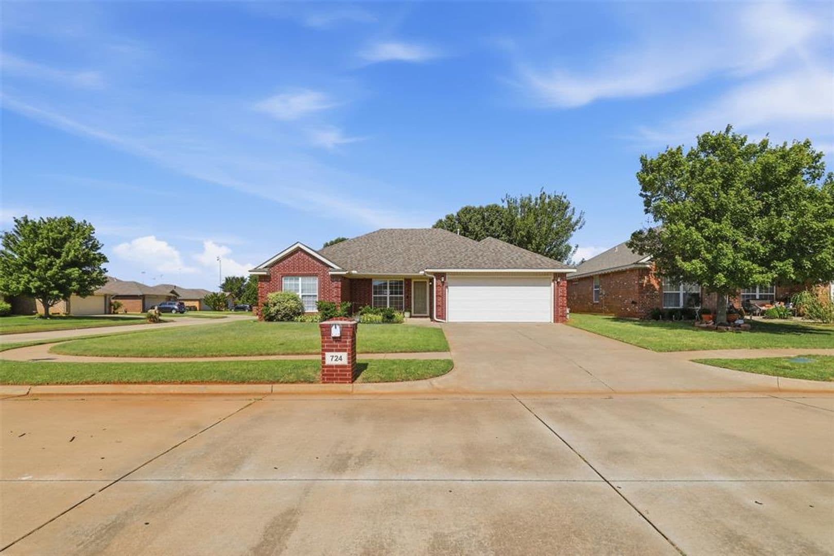 Yukon House: 724 Eastview Ct.