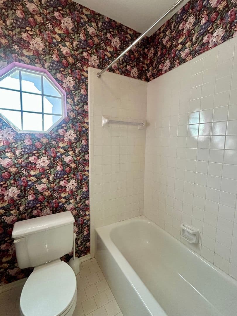 Tulsa House: 4930 E 88th Pl