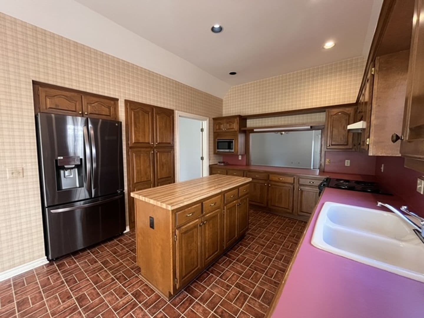Tulsa House: 9146 S Florence Pl