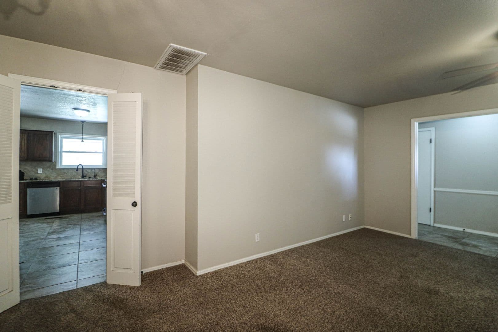 Tulsa House: 5621 S 75th E Pl