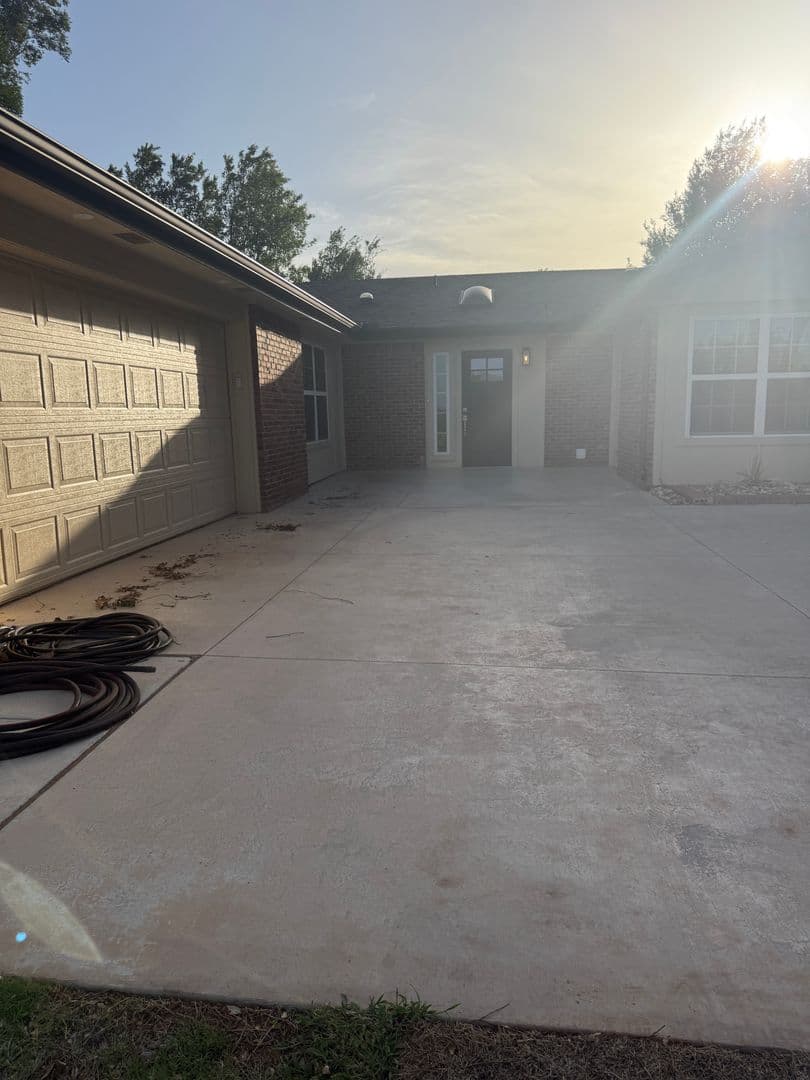 Edmond House: 14301 South Western Avenue