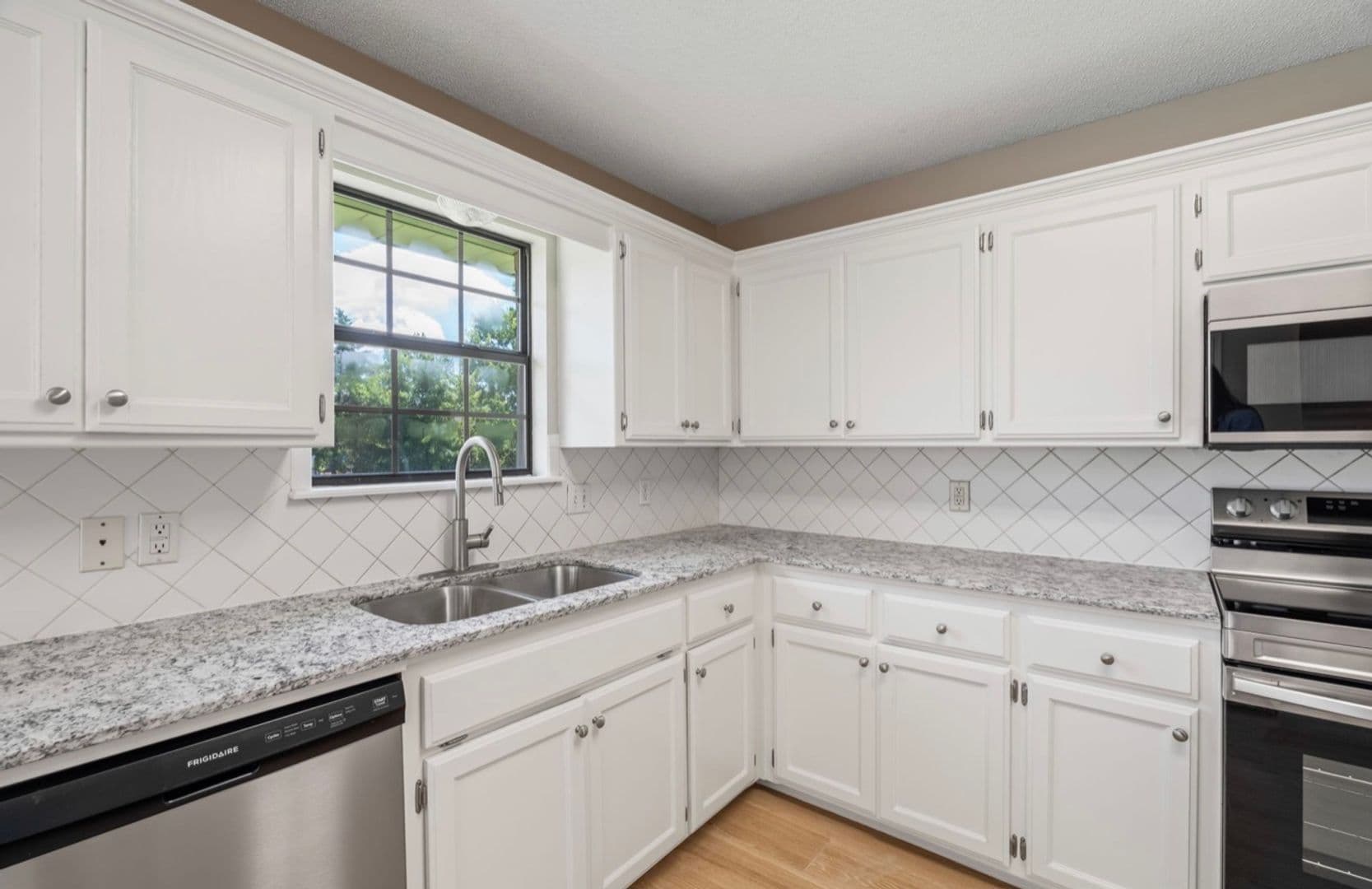 Van Buren House: 2708 Azure Hills Drive