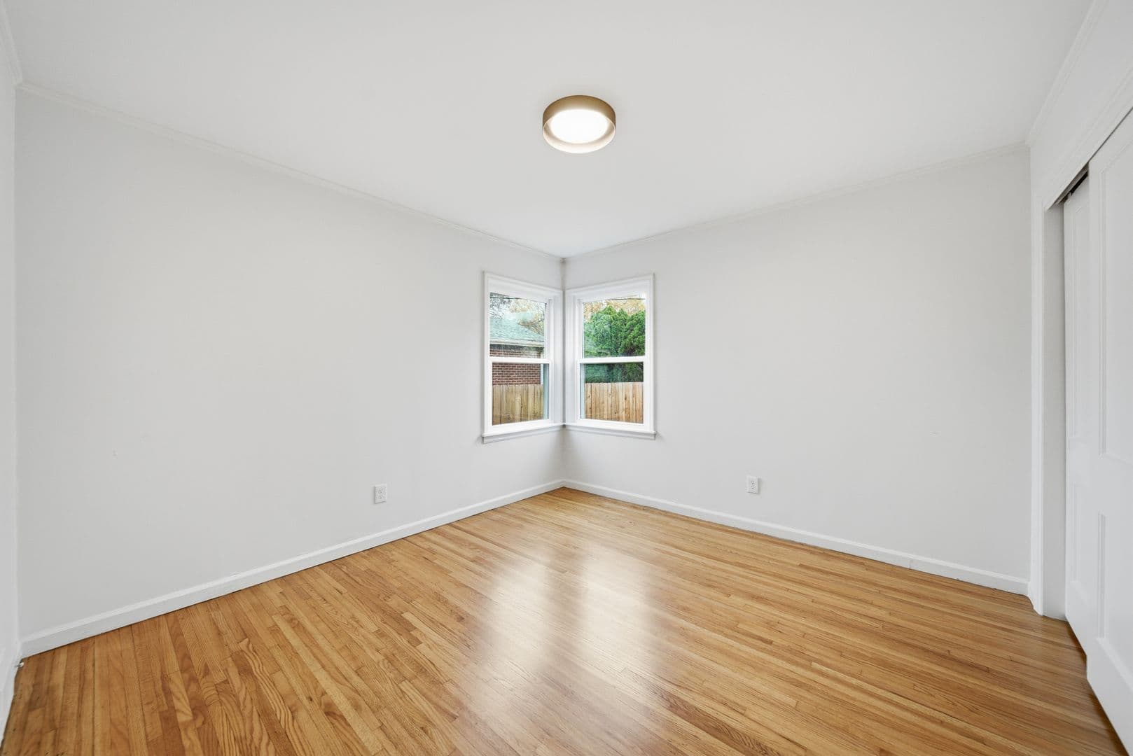 Tulsa House: 1348 E 45th Pl