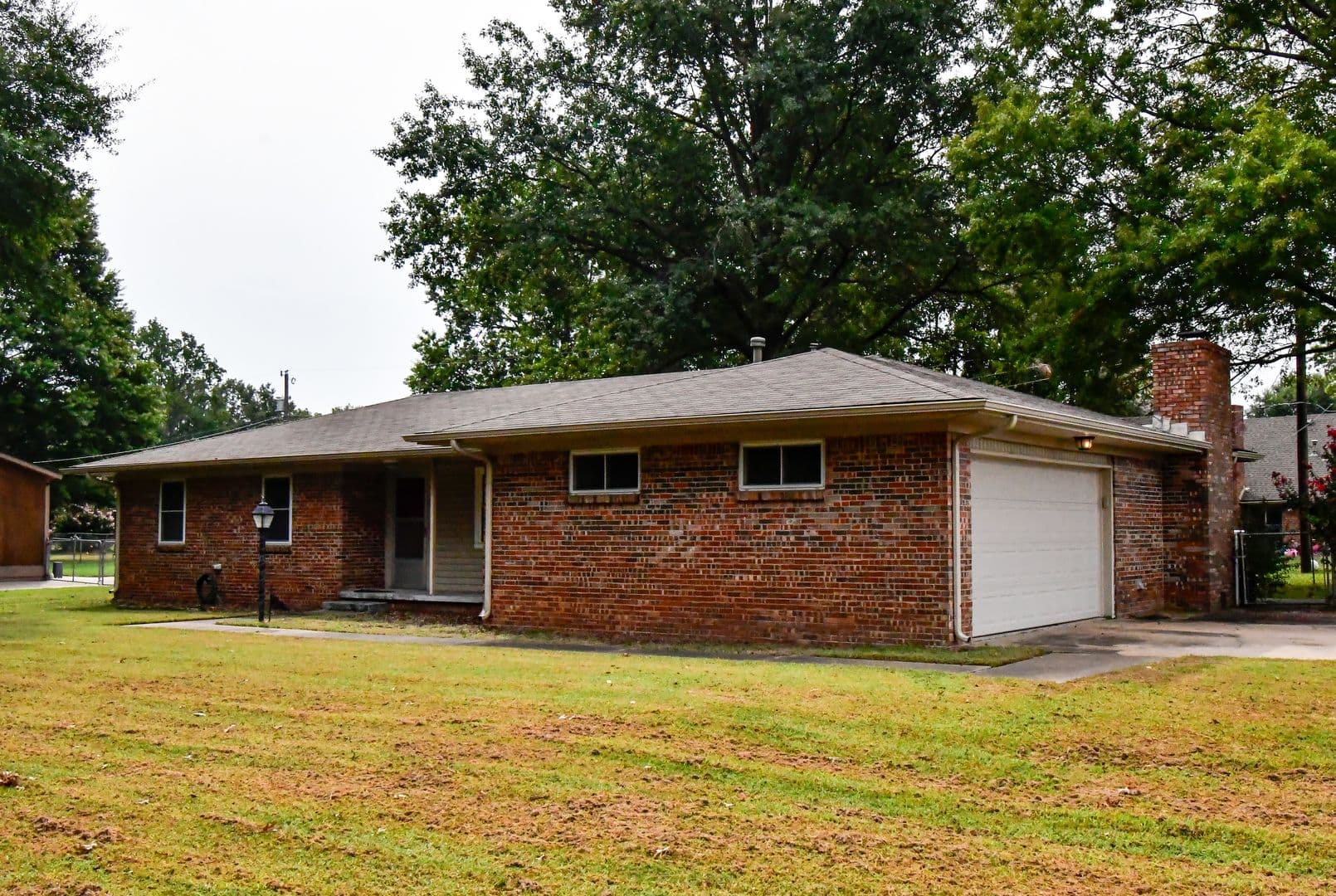 Bixby House: 8408 E 125th St