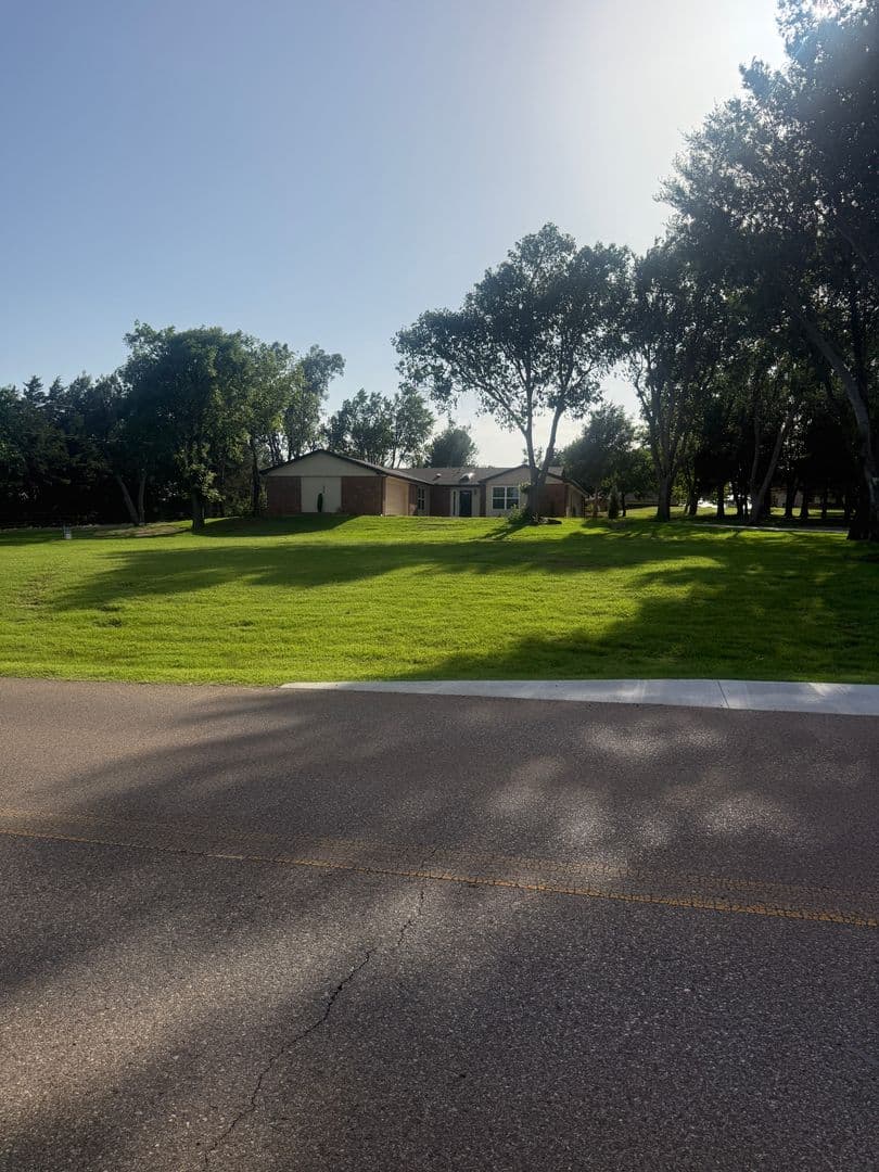 Edmond House: 14301 South Western Avenue