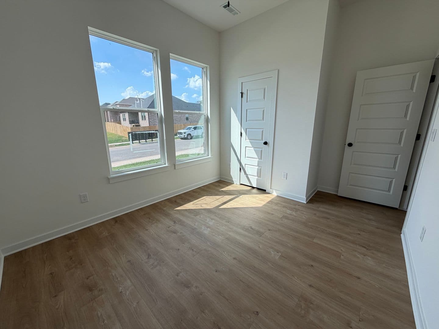 Springdale House: 5231 Nicolas Avenue