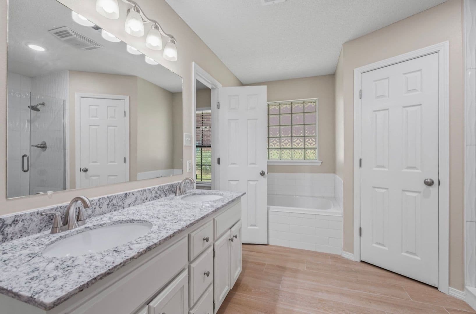 Van Buren House: 2708 Azure Hills Drive