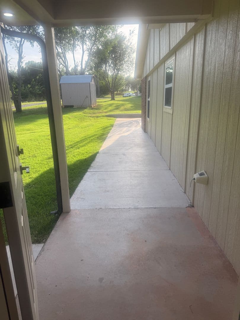 Edmond House: 14301 South Western Avenue
