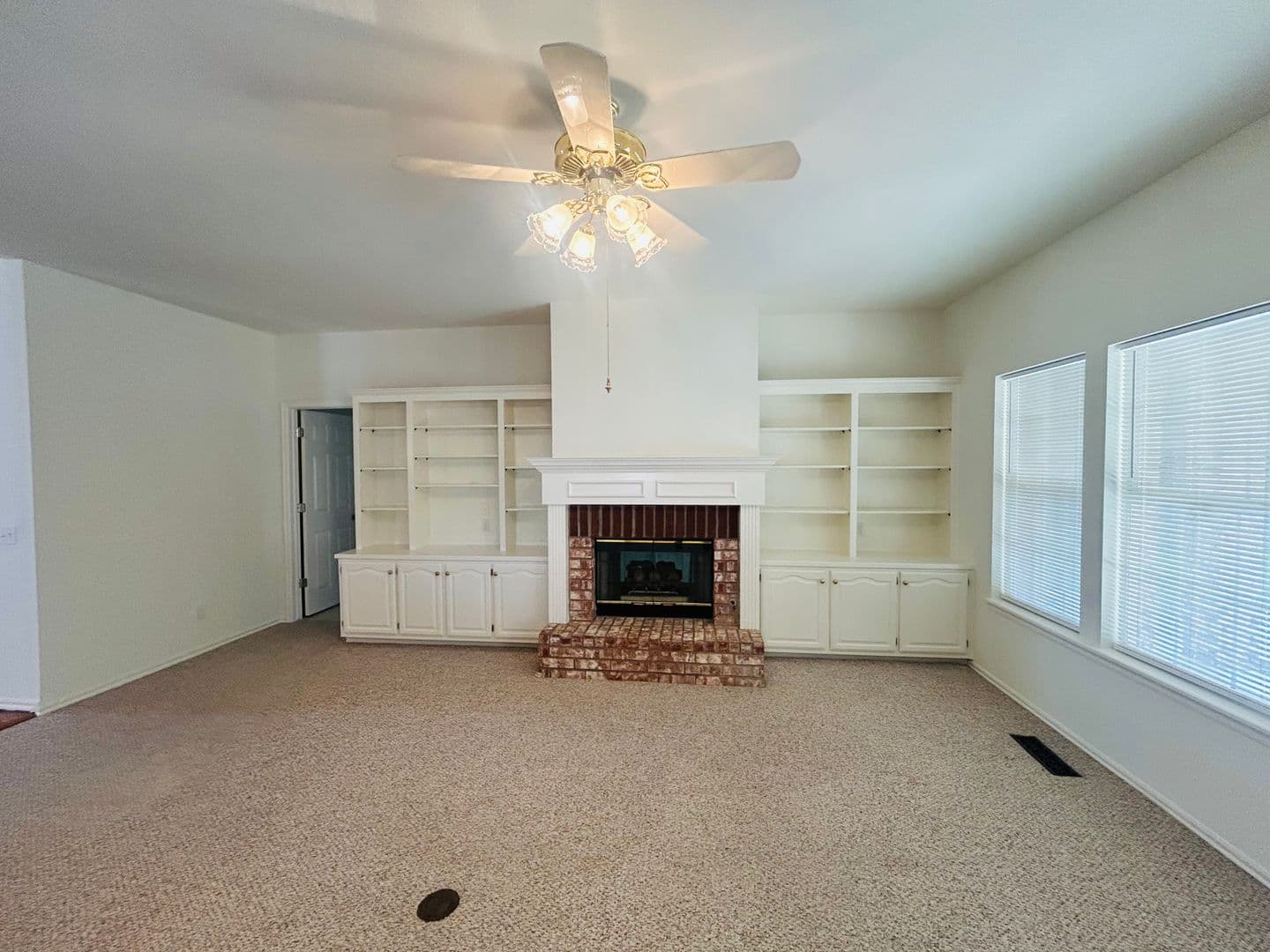 Tulsa House: 4930 E 88th Pl