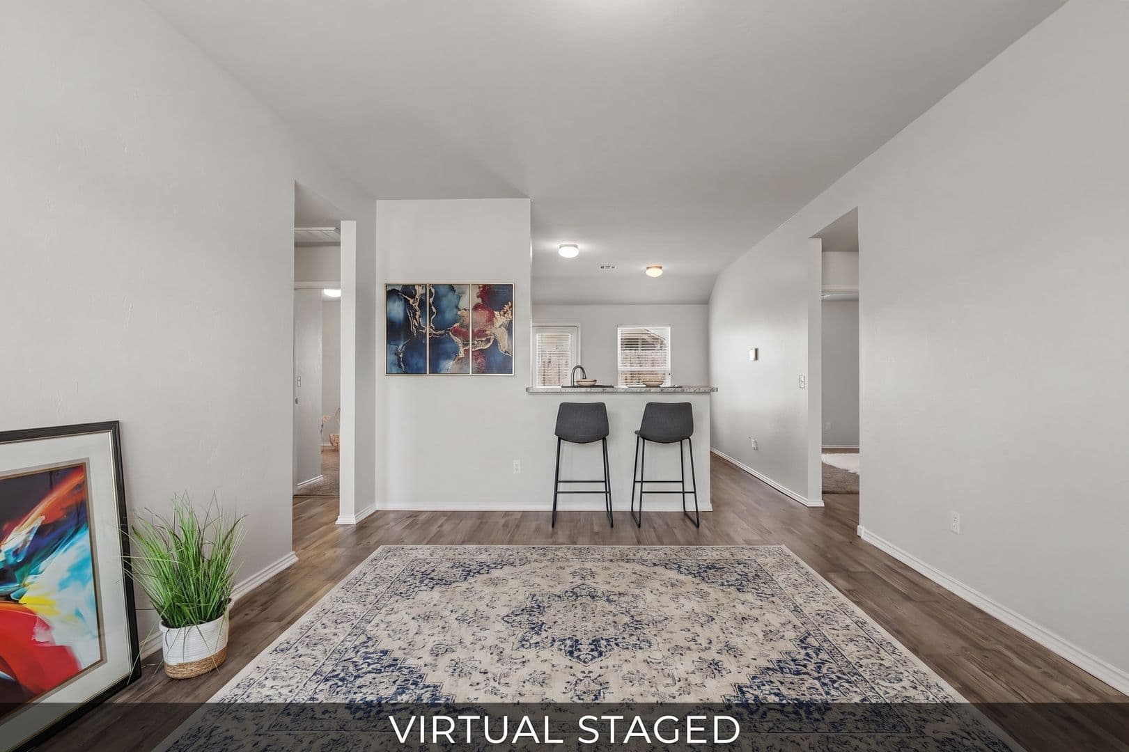 Mustang House: 1007 N Deer Court Way