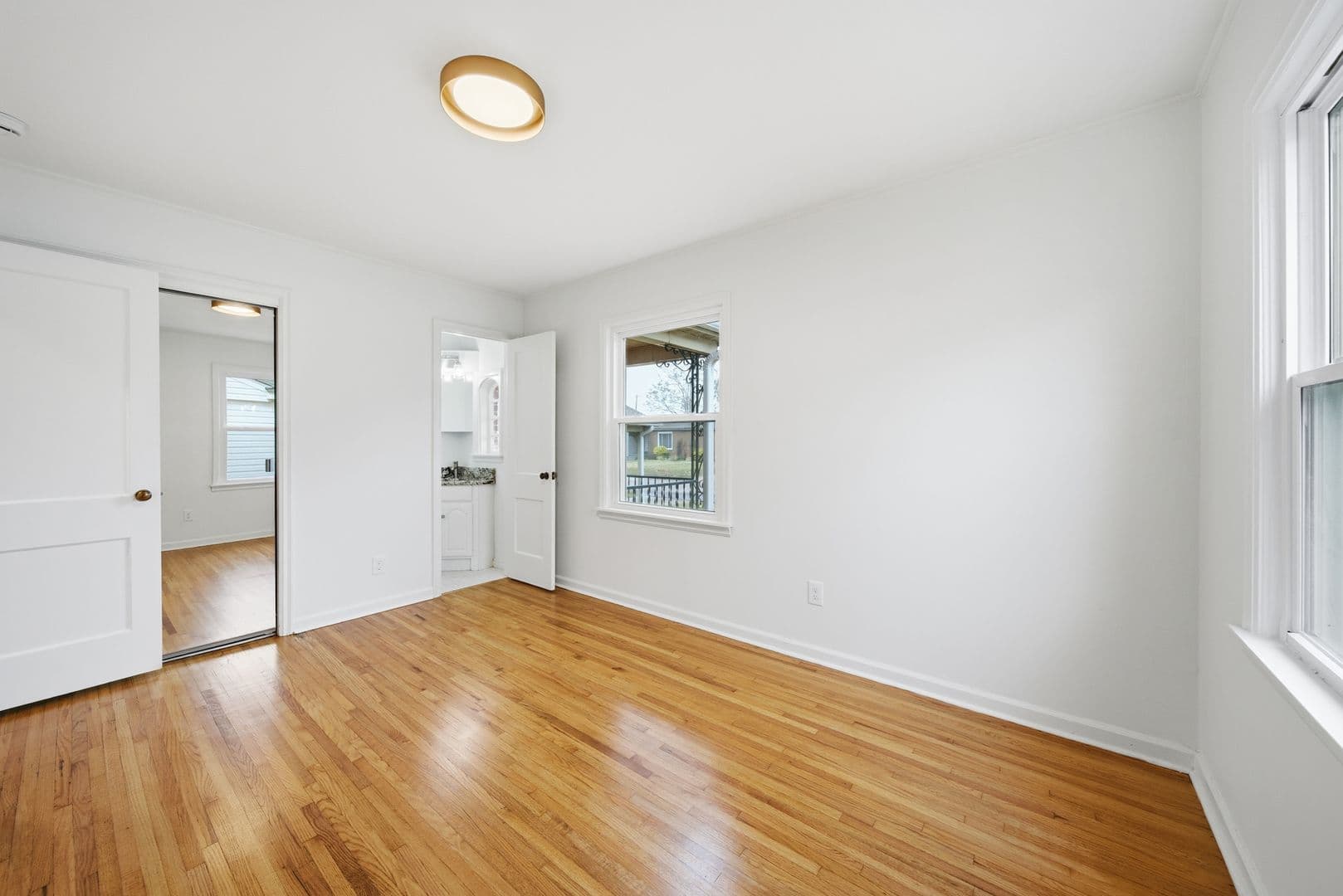 Tulsa House: 1348 E 45th Pl