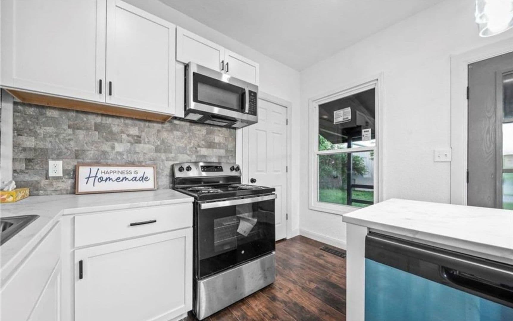 Van Buren House: 802 N 11 St