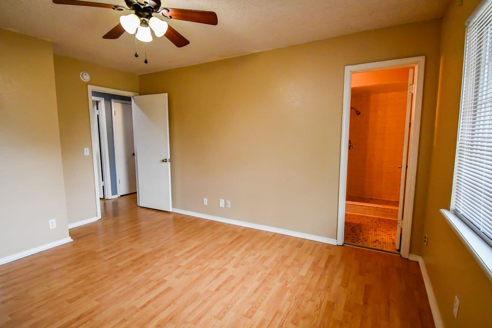 Broken Arrow House: 108 W Gulfport St