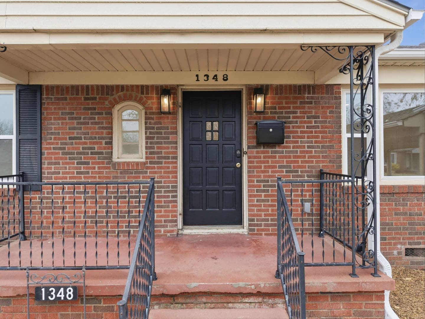 Tulsa House: 1348 E 45th Pl