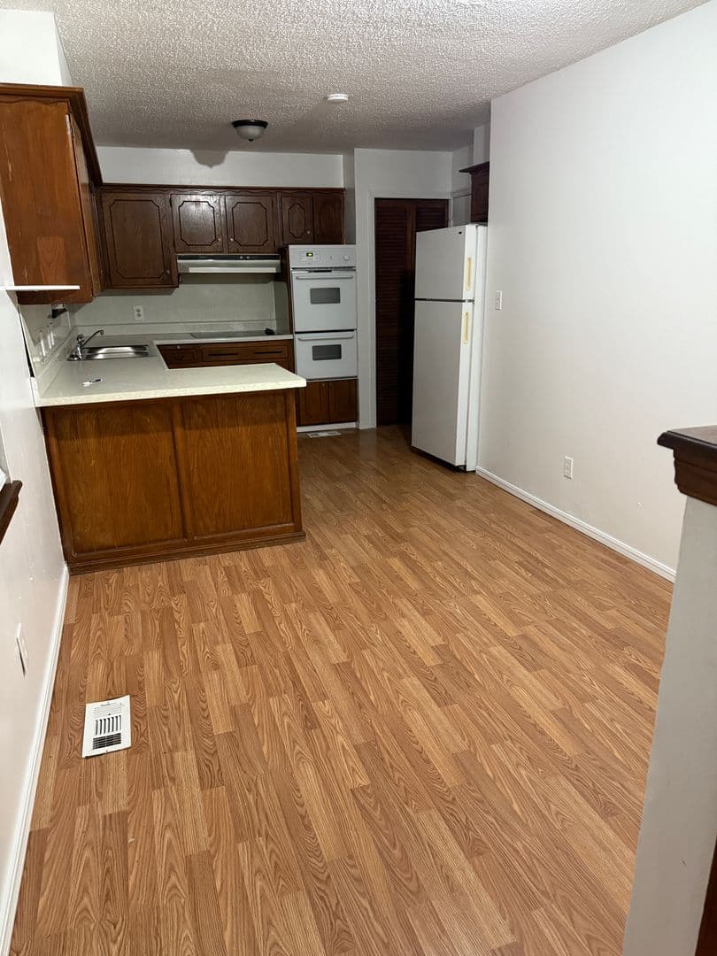 Oklahoma City House: 1104 NW 104th Ter