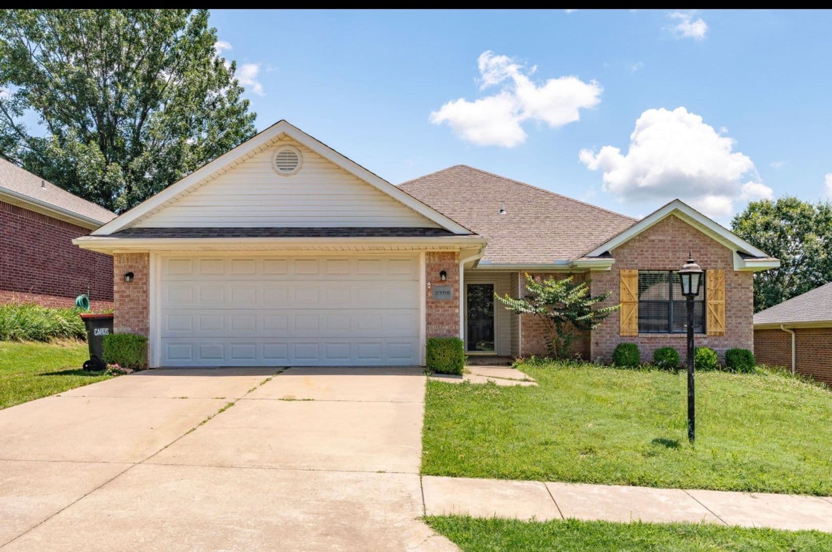 Van Buren House: 2708 Azure Hills Drive