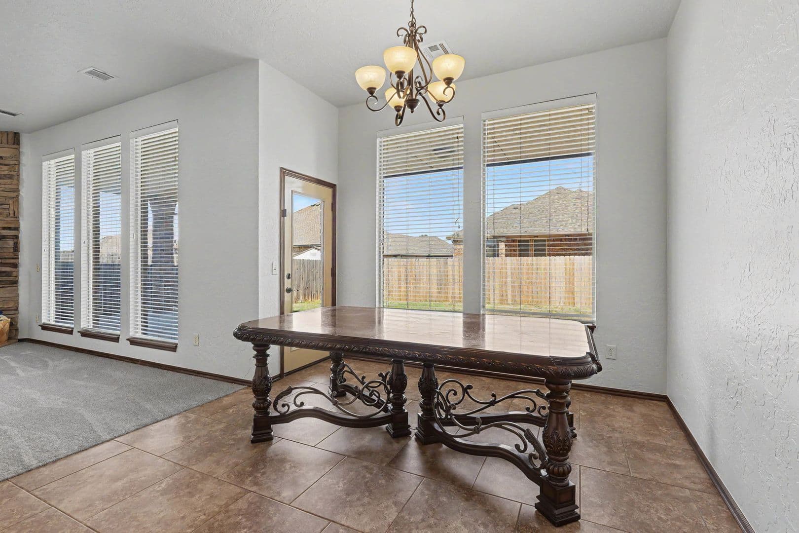 Moore House: 2709 SW 97th Cir.