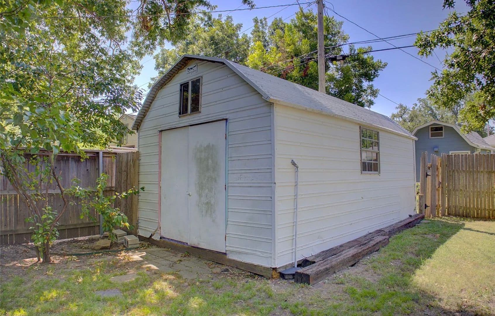 Tulsa House: 3922 E 34th St