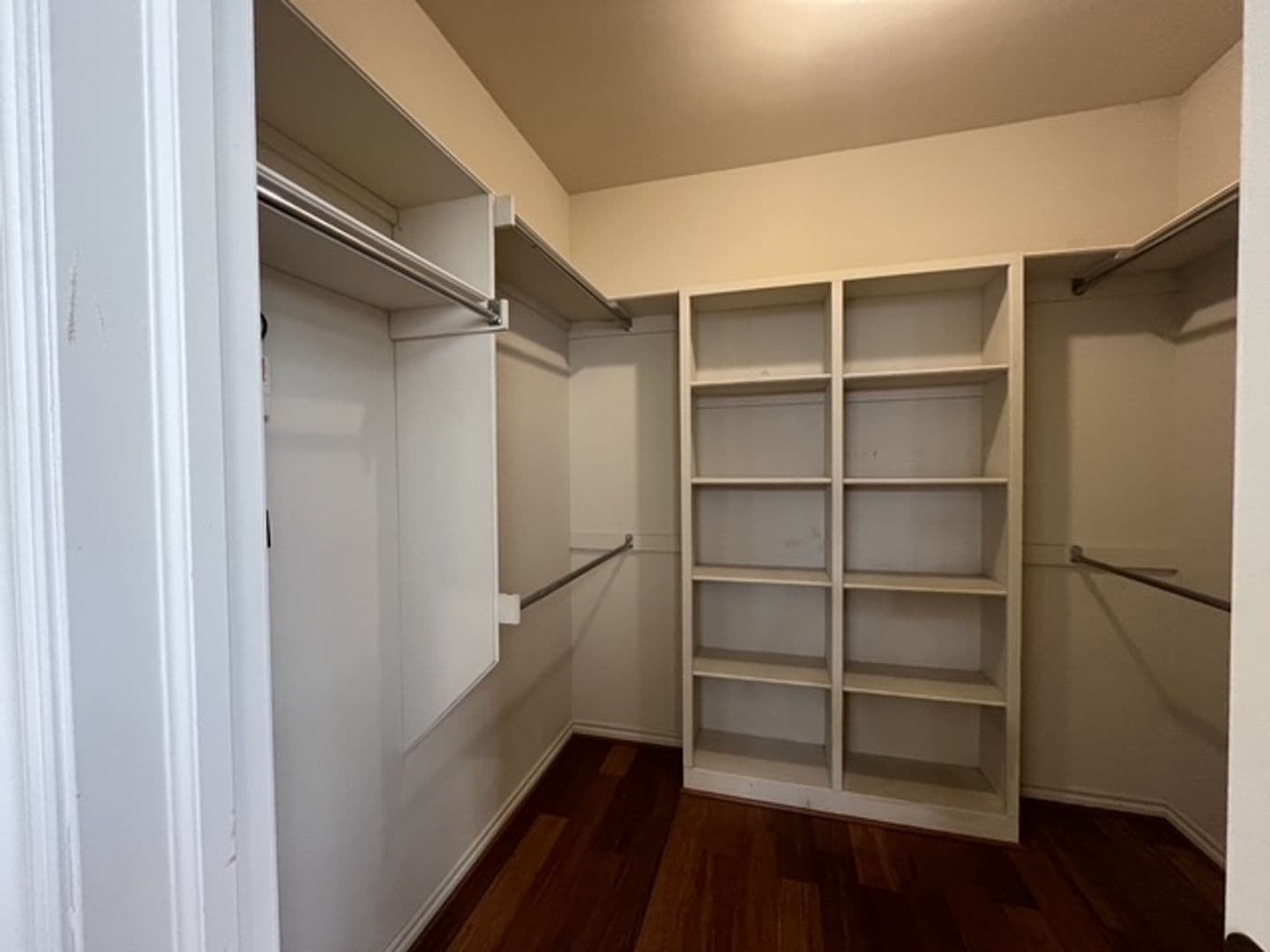 Tulsa House: 9146 S Florence Pl
