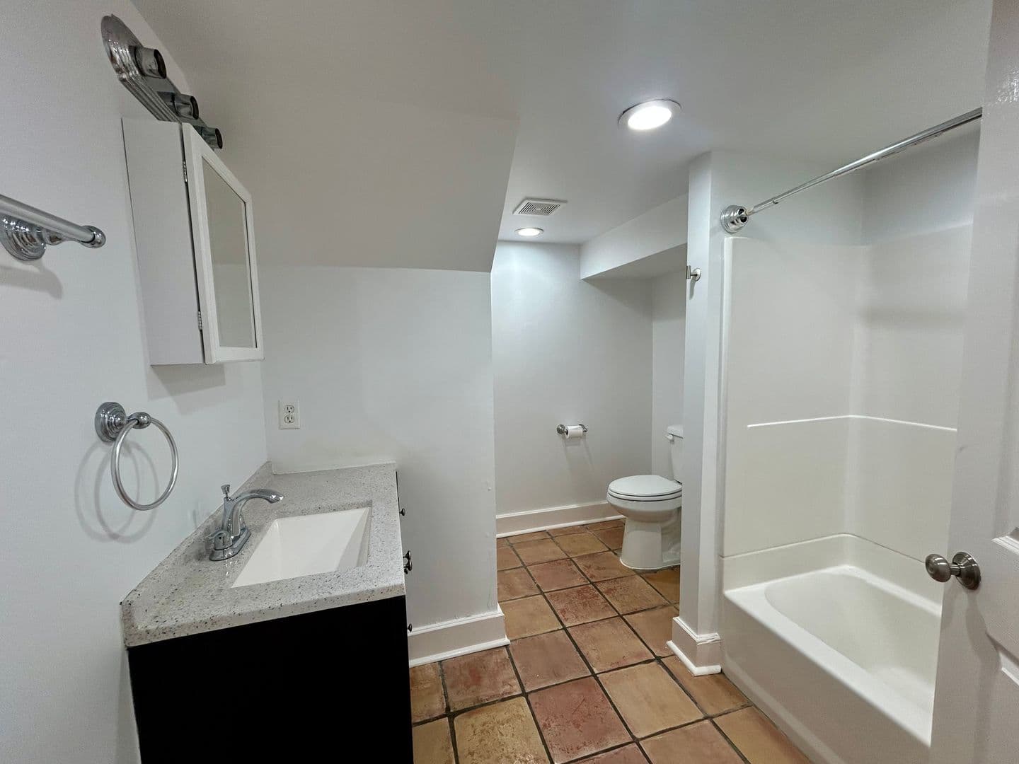Tulsa House: 1610 1/2 S Quaker Ave