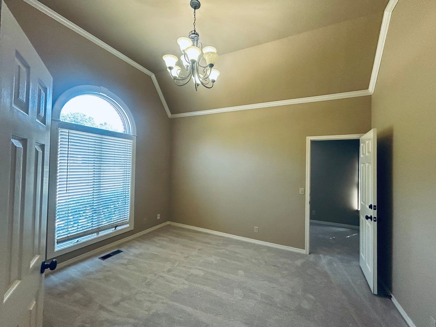 Tulsa House: 3622 E 87th Street