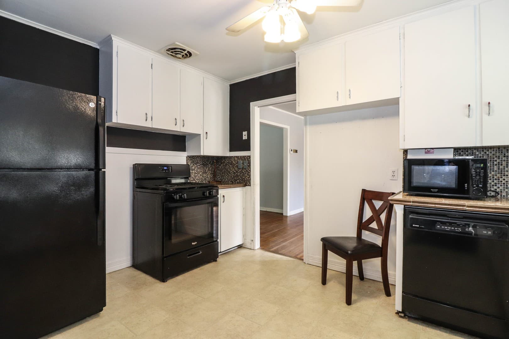 Tulsa House: 4172 S. Rockford Place
