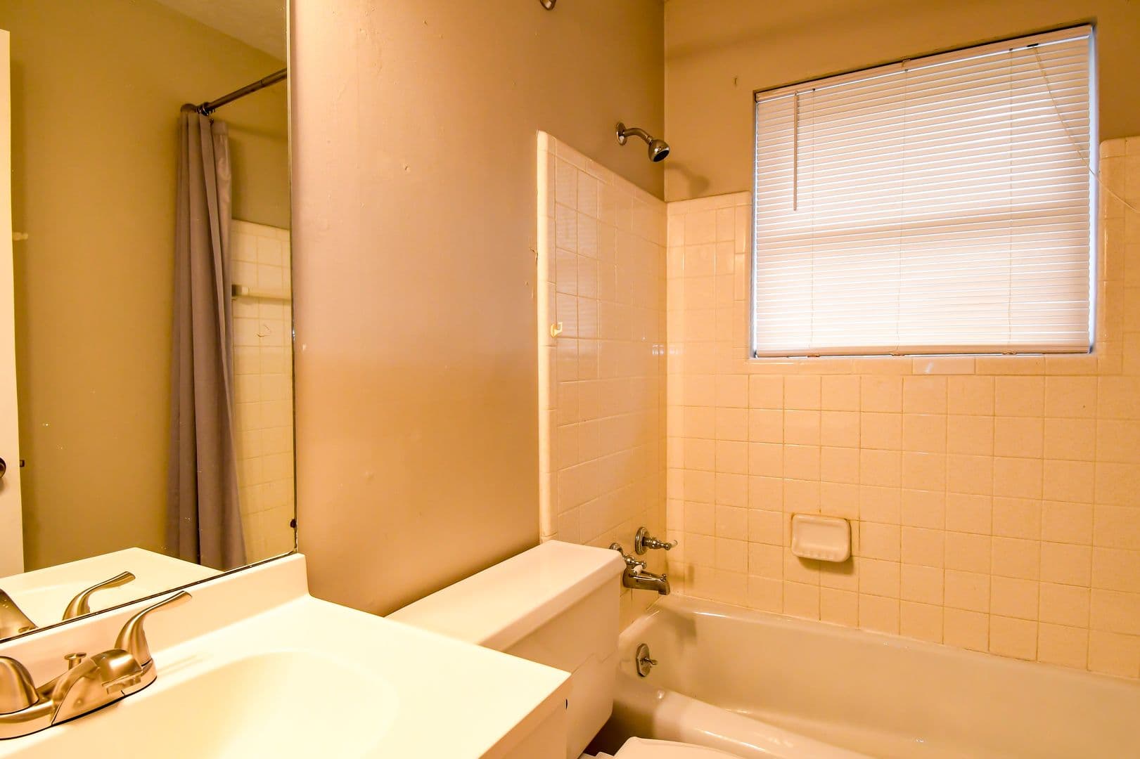 Bixby House: 8408 E 125th St