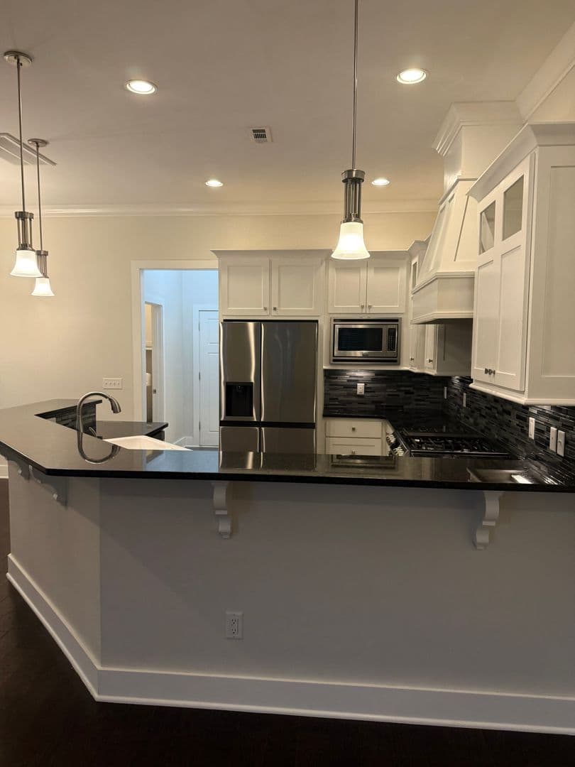 Rogers House: 6506 W Knoll View Way