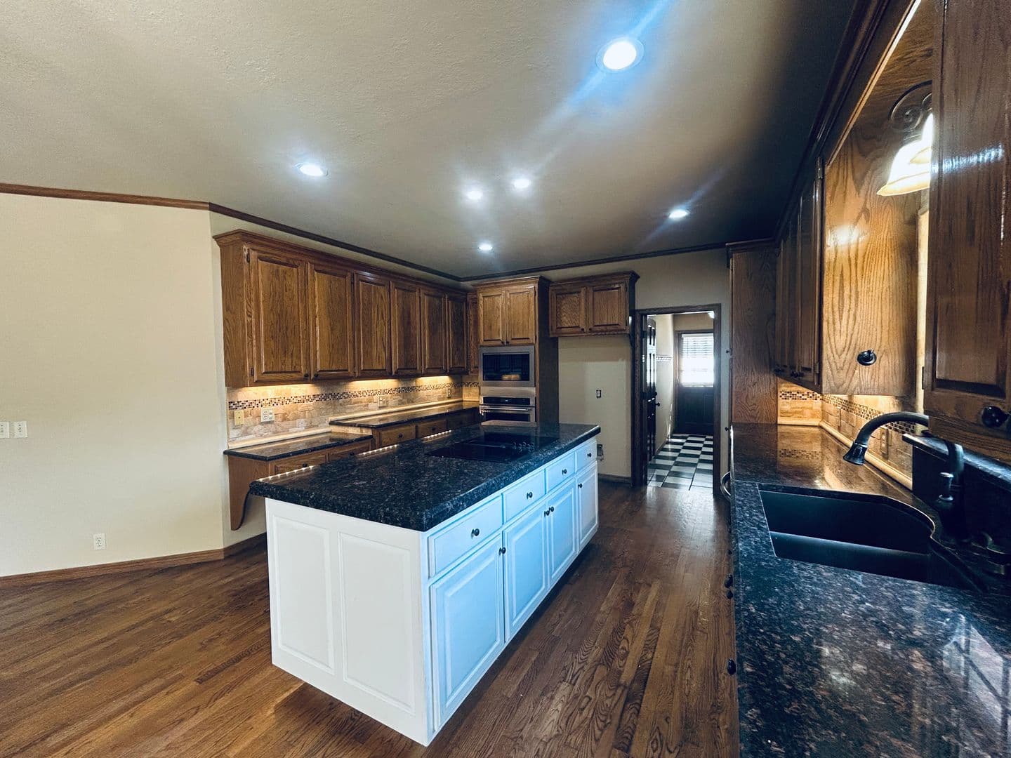 Tulsa House: 3622 E 87th Street