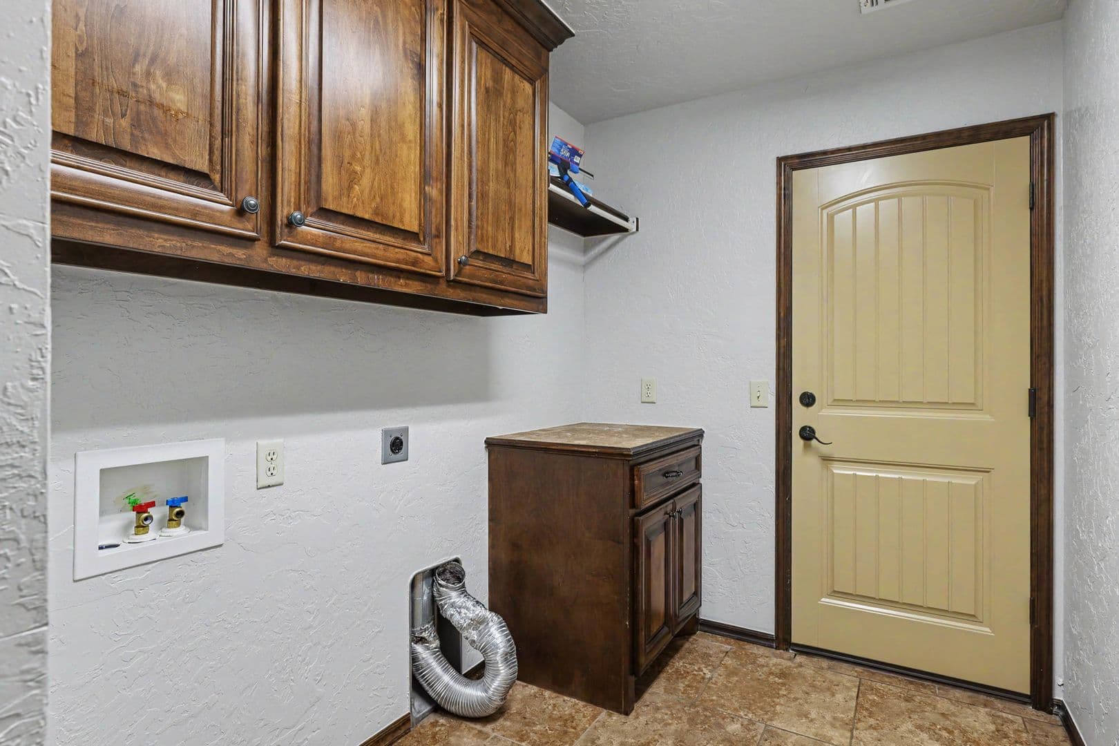 Moore House: 2709 SW 97th Cir.