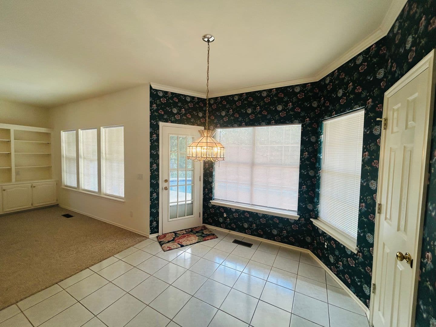 Tulsa House: 4930 E 88th Pl