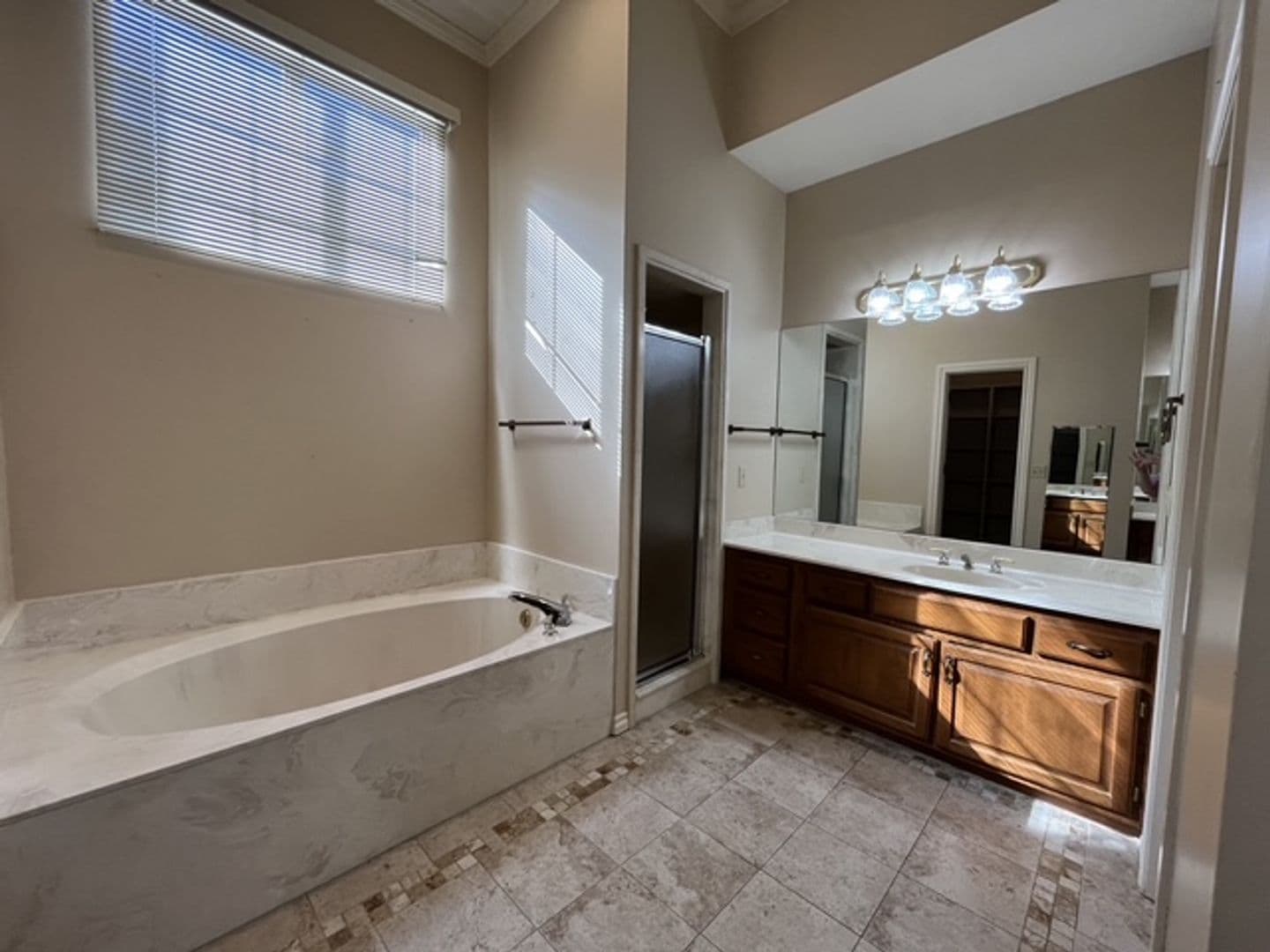 Tulsa House: 9146 S Florence Pl