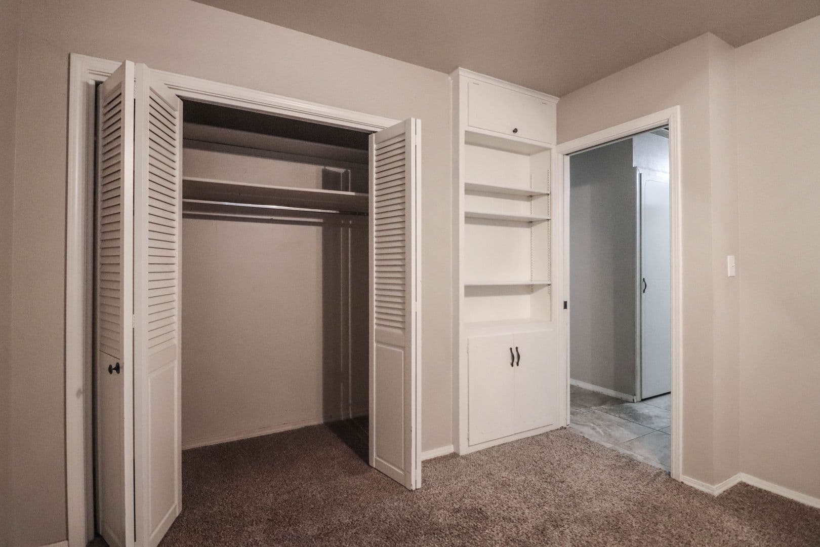 Tulsa House: 5621 S 75th E Pl